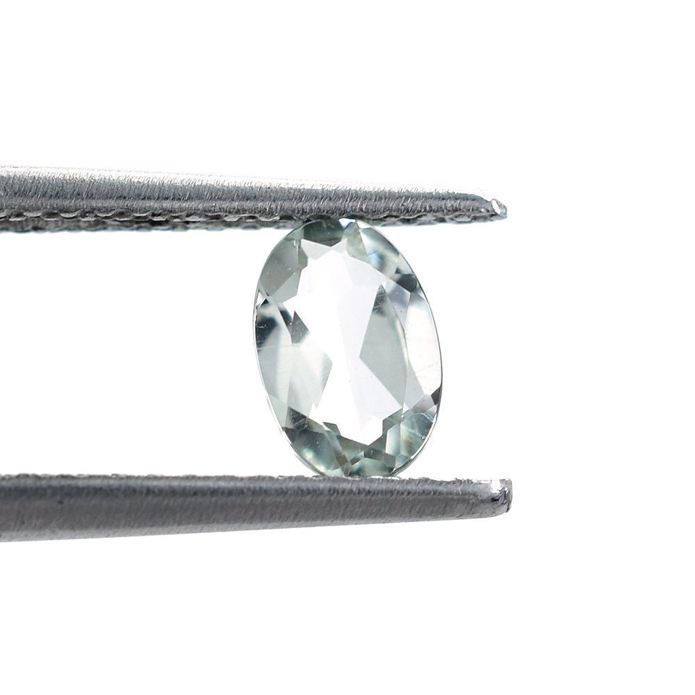 GREEN AMETHYST CUT OVAL (C-2/CLEAN) 6X4MM 0.36 Cts.