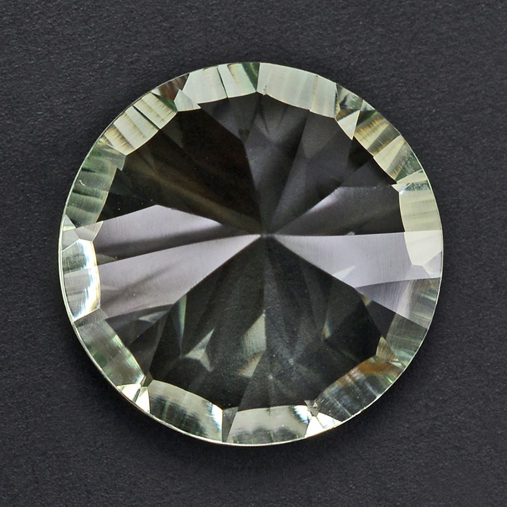 GREEN AMETHYST CONCAVE STRAIGHT FACETED ROUND 15MM 9.78 Cts.