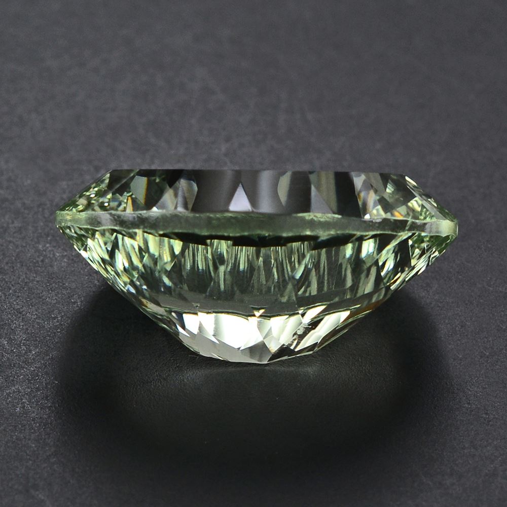 GREEN AMETHYST CONCAVE CUT OVAL 18X13MM 11.07 Cts.