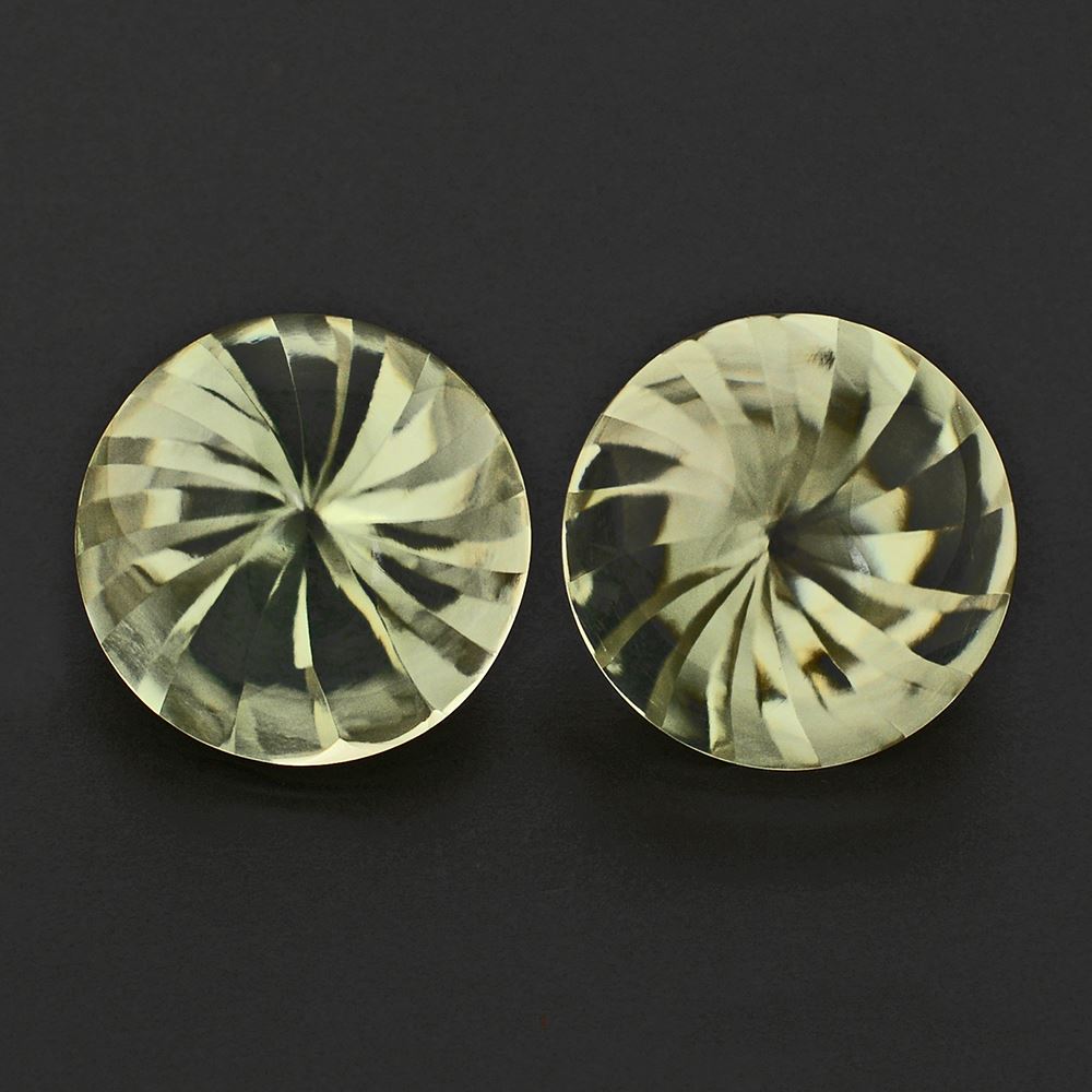 GREEN AMETHYST BUFFTOP ROUND WITH TWISTED CONCAVE 15MM 12.13 Cts.