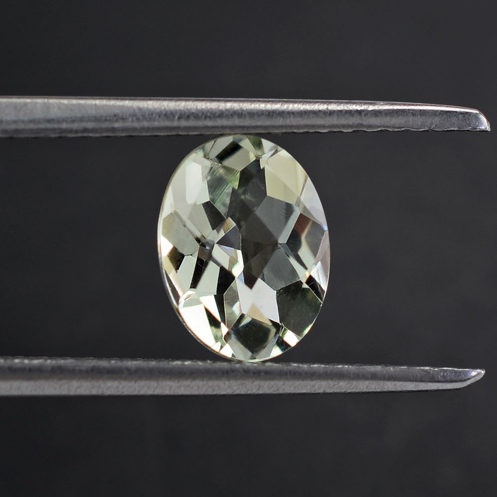 GREEN AMETHYST CHECKER CUT OVAL (C1) 8X6MM 1.01 Cts.