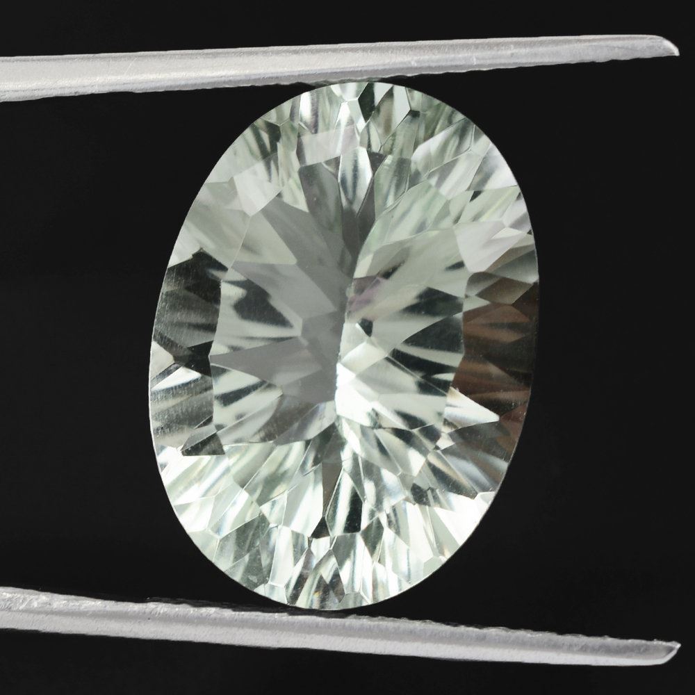 GREEN AMETHYST CONCAVE CUT OVAL 18X13MM 11.10 Cts.
