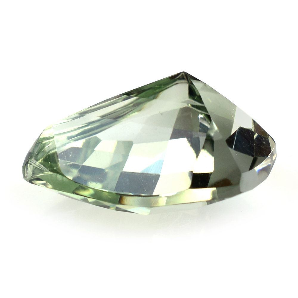 GREEN AMETHYST FACETED SHIELD 16X13MM 8.20 Cts.