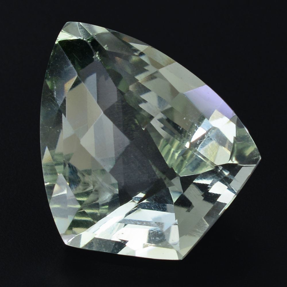 GREEN AMETHYST FACETED SHIELD 16X13MM 8.20 Cts.