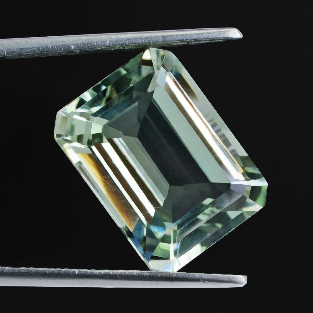 GREEN AMETHYST CUT OCTAGON 16X12MM 9.90 Cts.
