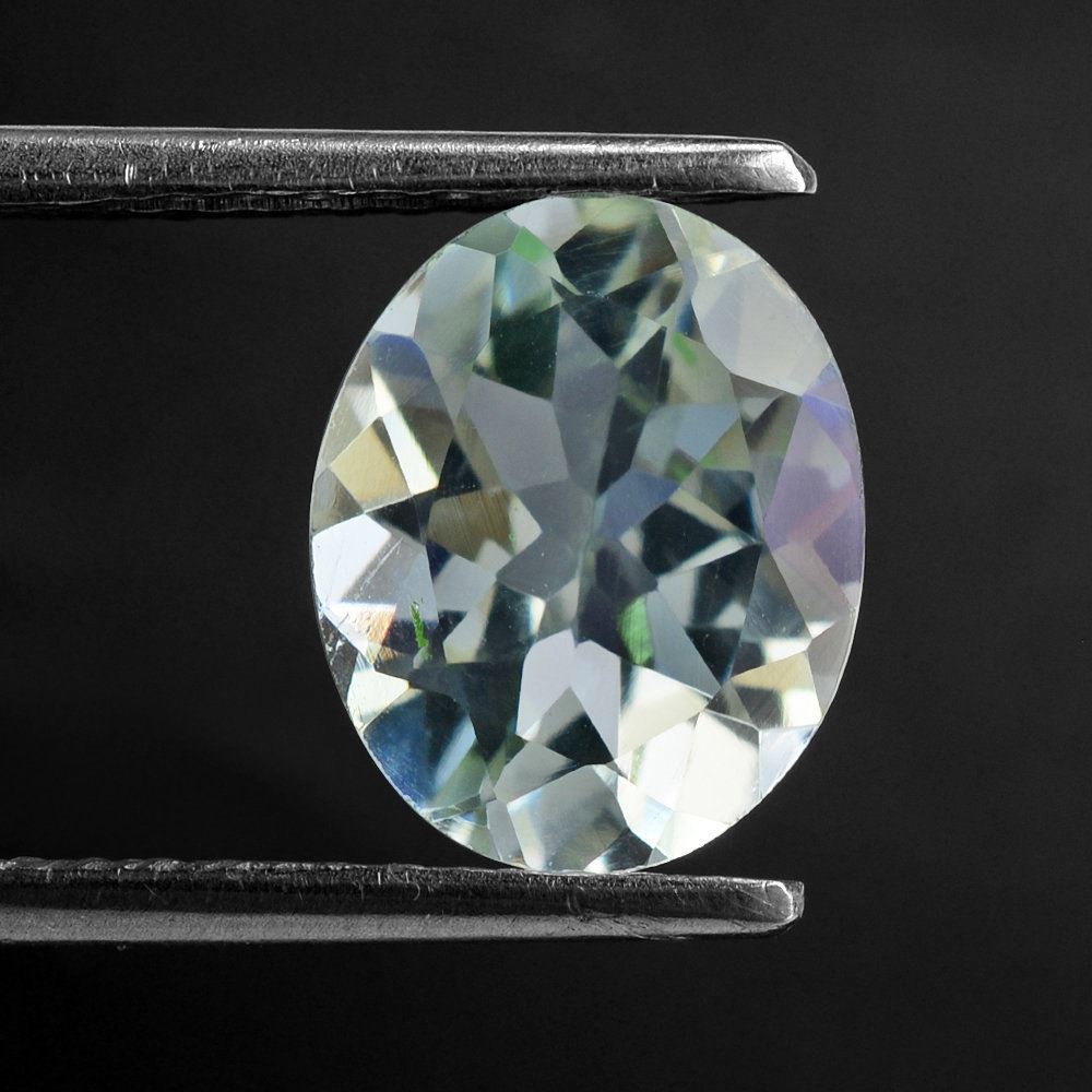 GREEN AMETHYST CUT OVAL 11X9MM 2.98 Cts.