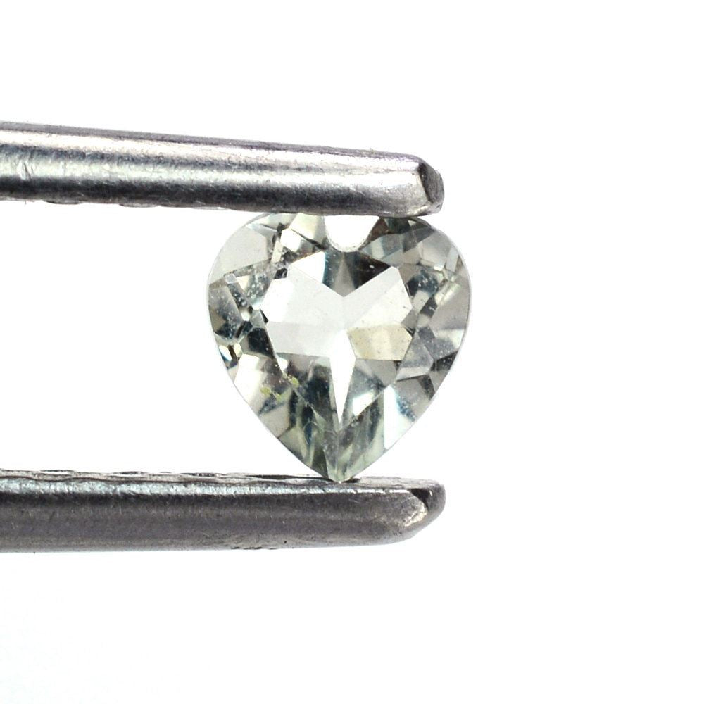 GREEN AMETHYST CUT HEART 4MM 0.20 Cts.