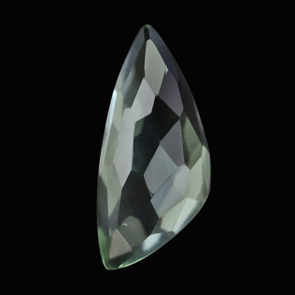 GREEN AMETHYST IRREGULAR CUT FANCY SHAPE 17X7.50MM 3.75 Cts.
