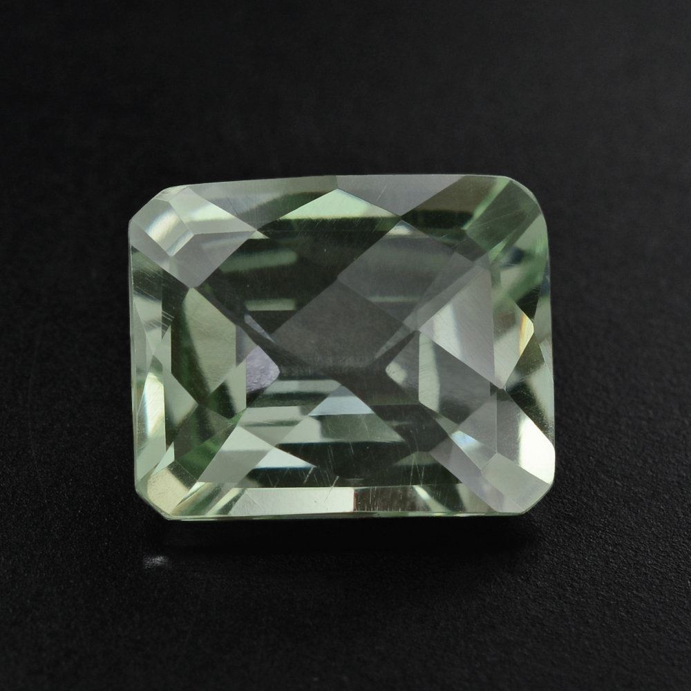 GREEN AMETHYST CHECKER CUT OCTAGON 11X9MM 3.85 Cts.