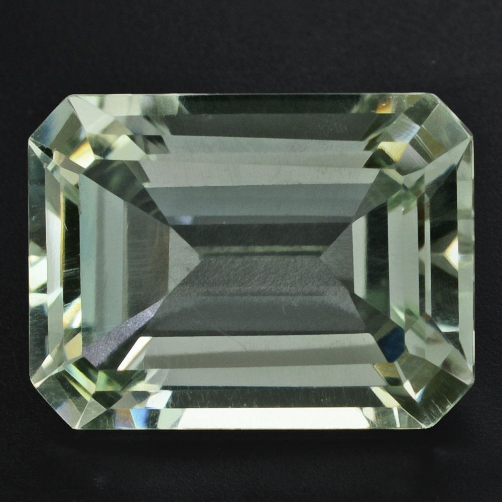 GREEN AMETHYST CUT OCTAGON 16X12MM 10.65 Cts.