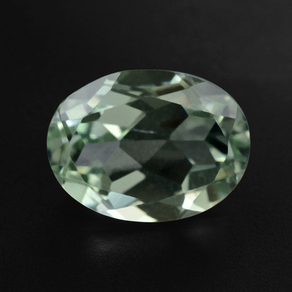 GREEN AMETHYST CUT OVAL 12X9MM 3.55 Cts.