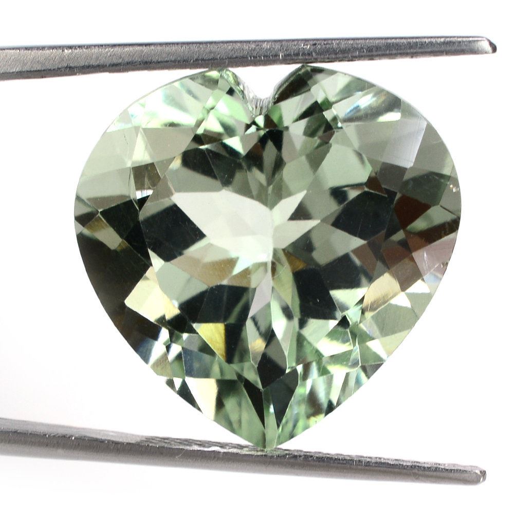 GREEN AMETHYST CUT HEART 20MM 21.28 Cts.