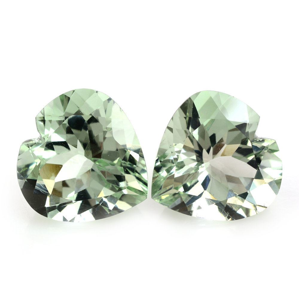 GREEN AMETHYST CUT HEART 20MM 21.28 Cts.