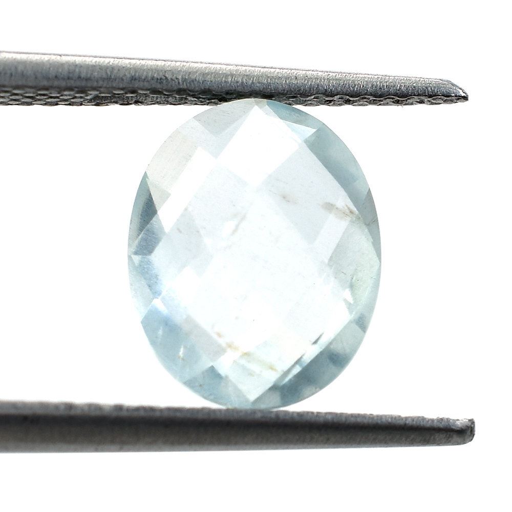 GREEN AQUAMARINE CHECKER CUT BRIOLETTE OVAL (HI/TRANSLUCENT) 10X8MM 2.10 Cts.