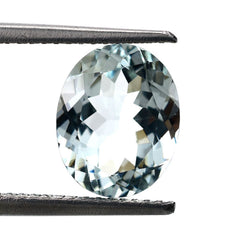 GREEN AQUAMARINE CUT OVAL 10X8MM 2.50 Cts.