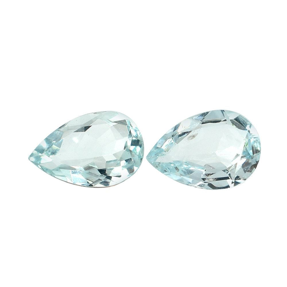 GREEN AQUAMARINE CUT PEAR 6X4MM 0.38 Cts.