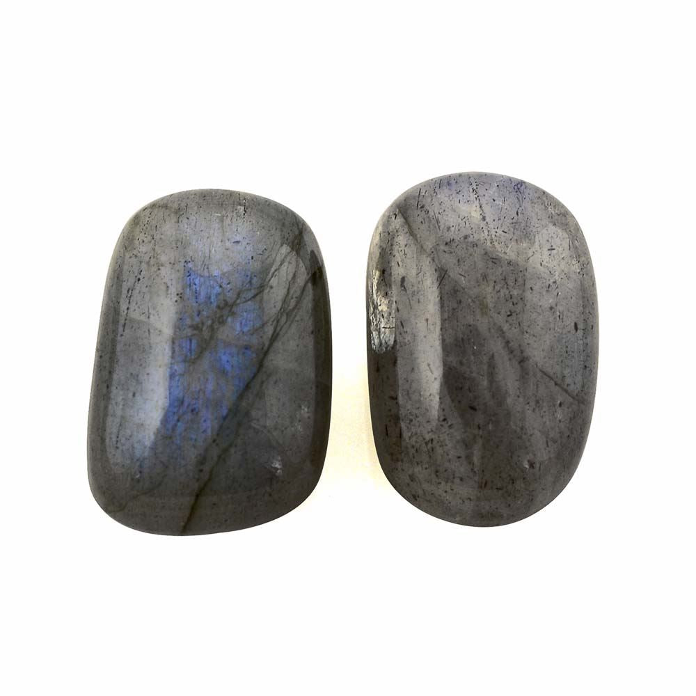 LABRADORITE PLAIN TUMBLE 15X10MM 9.70 Cts.