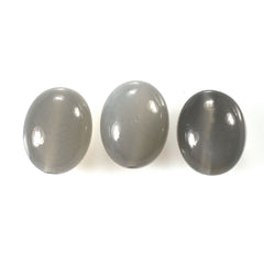 GREY MOONSTONE SMOOTH OVAL PEBBLE (F/D_1.50)(SILVER GREY LIGHT)(CLEAN) 10.00X8.00 MM 3.98 Cts.