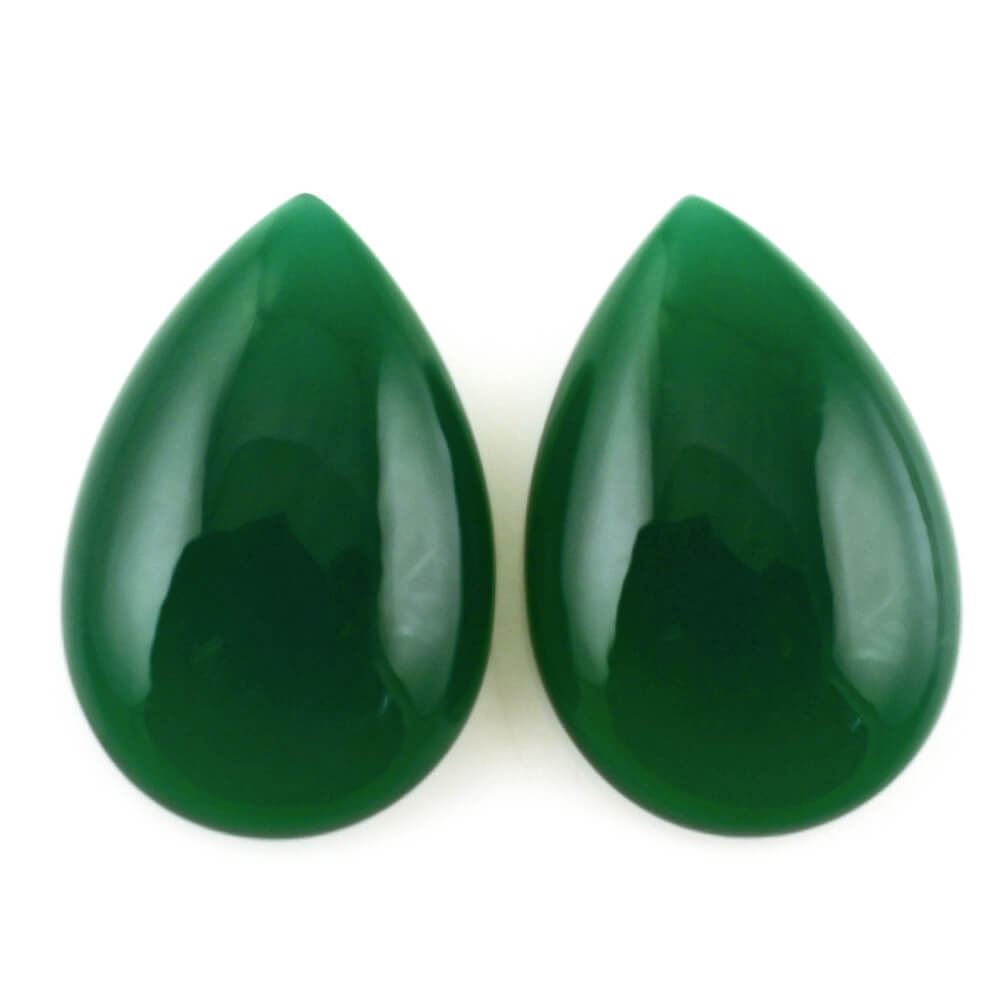 GREEN ONYX PEAR CAB 18X12MM 7.08 Cts.