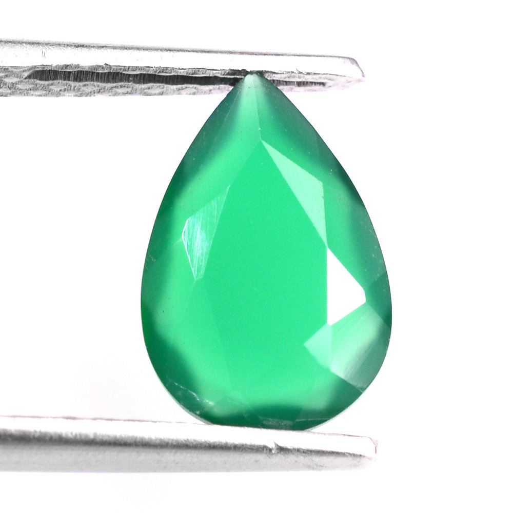 GREEN ONYX BOTH SIDE TABLE CUT PEAR 12X8MM 2.20 Cts.