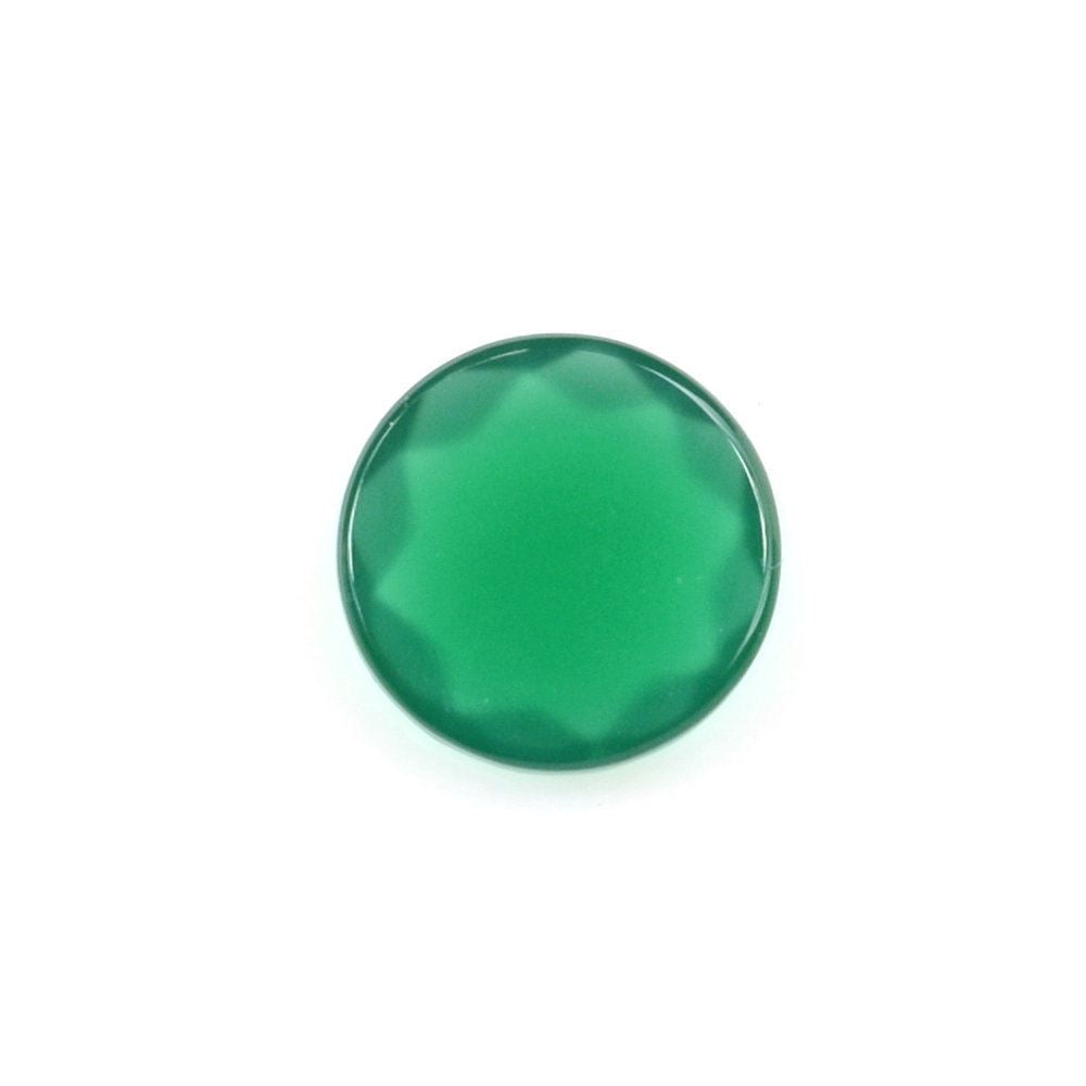 GREEN ONYX TABLE CUT ROUND CAB 6MM 0.45 Cts.