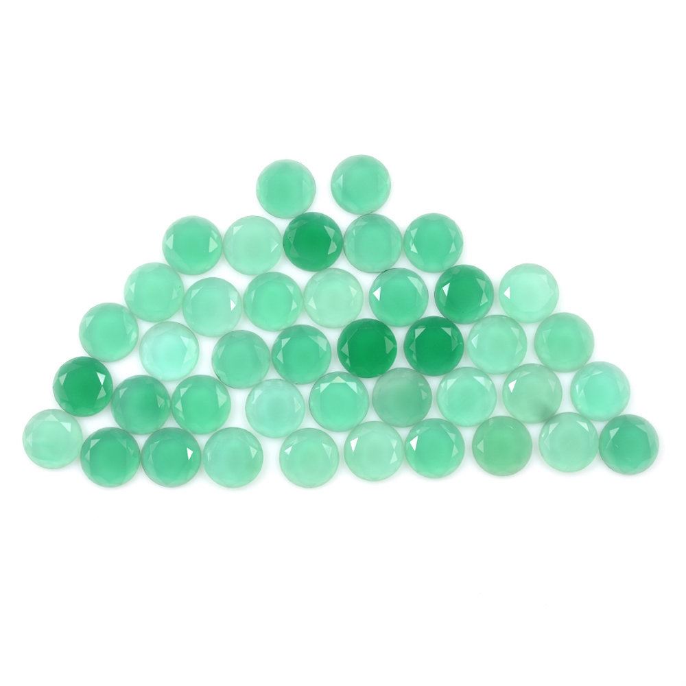 GREEN ONYX TABLE CUT ROUND CAB 6MM 0.45 Cts.