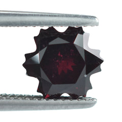 RED GARNET (MEDIUM) CUT SNOWFLAKE SHAPE 8MM (TH. 6.00MM) 3.40 Cts.