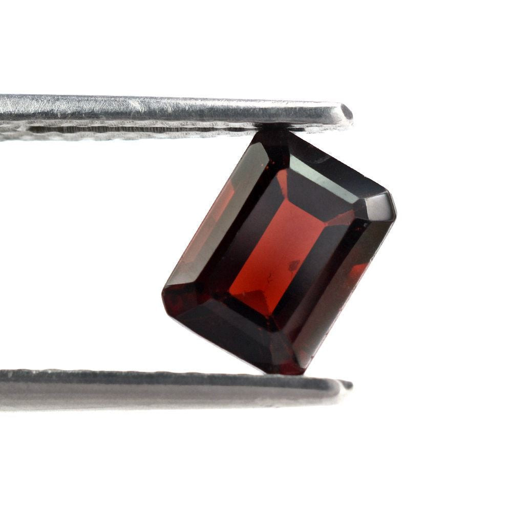 DARK RED GARNET CUT OCTAGON 8X6MM 1.80 Cts.