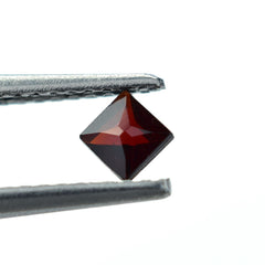 DARK RED GARNET STAR CUT SQUARE 3X3 MM 0.22 Cts.