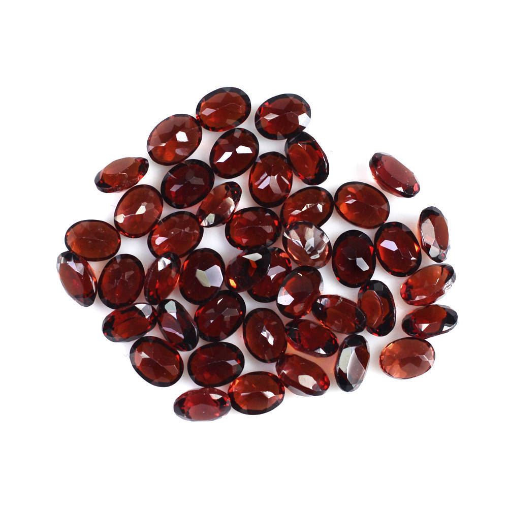 RED GARNET (OPEN) CUT OVAL 4X3MM 0.22 Cts.