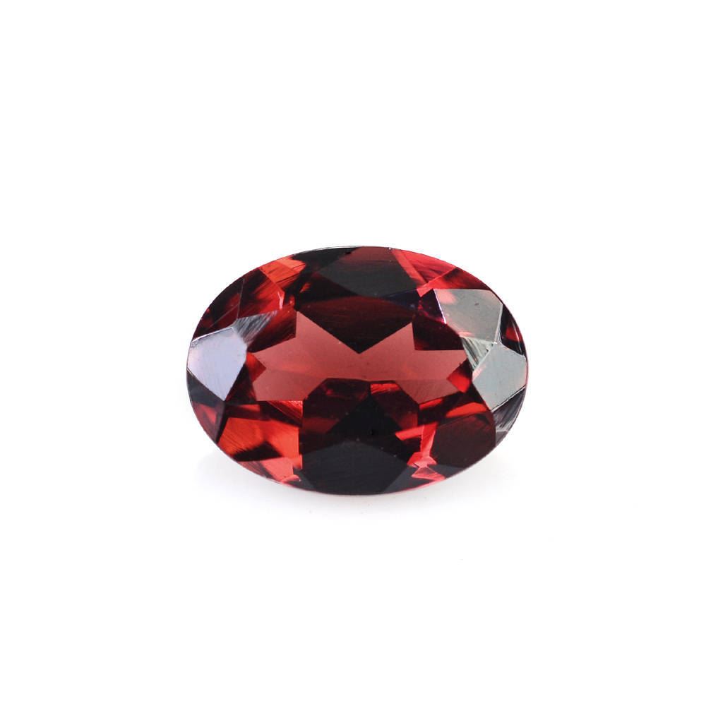 RED GARNET CUT OVAL 7X5MM 0.92 Cts.