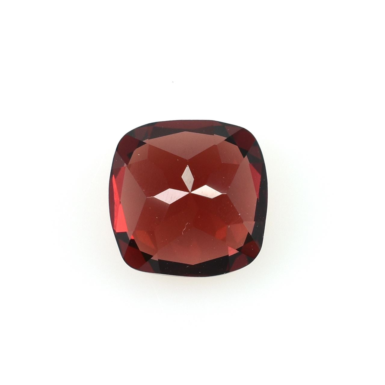 GARNET CUT CUSHION (MEDIUM)(CLEAN) 8.00X8.00 MM 2.68 Cts.