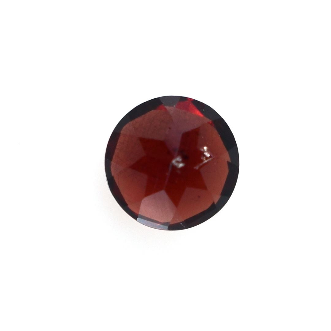 GARNET CUT ROUND (DARK RED)(CLEAN) 5.00X5.00 MM 0.71 Cts.