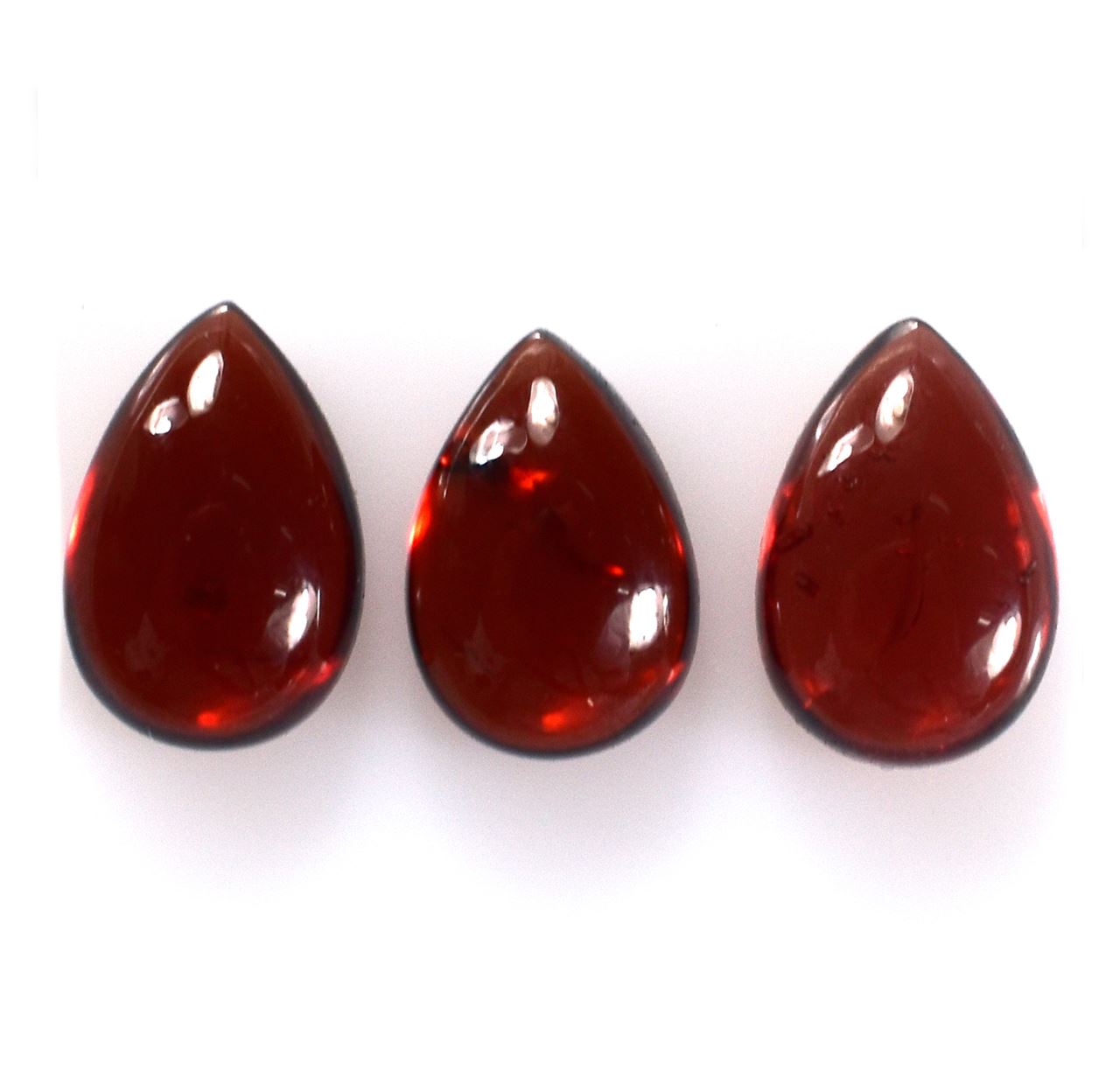 GARNET PLAIN PEAR CAB (OPEN RED)(HI) 9.00X6.00 MM 1.88 Cts.