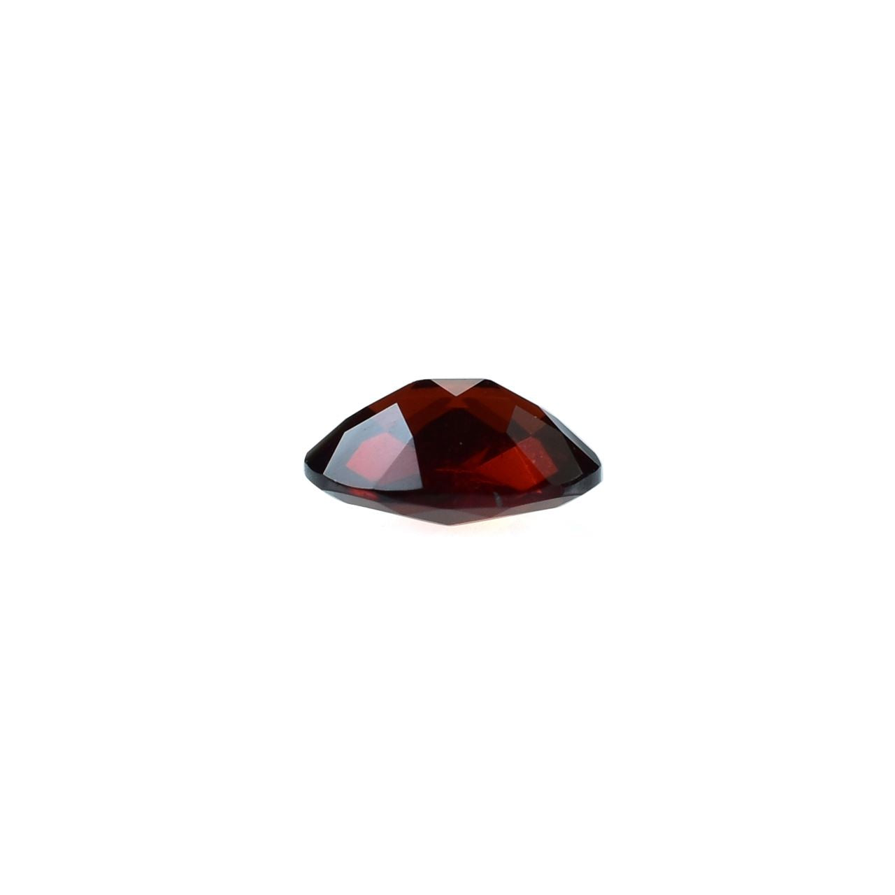 GARNET CHECKER CUT OVAL (MEDIUM RED)(SI) 8.00X6.00 MM 1.44 Cts.