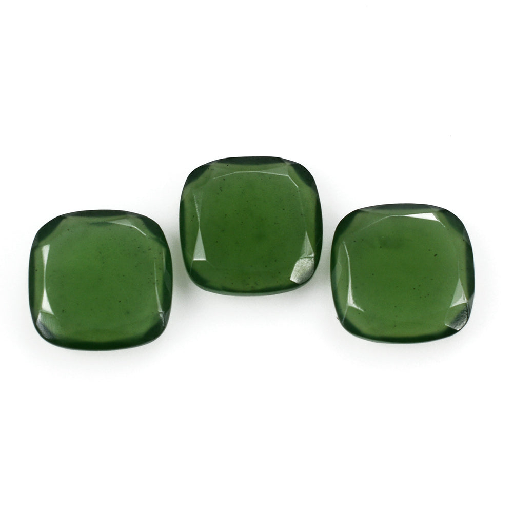 GREEN SERPENTINE BOTH SIDE TABLE CUT CUSHION 12MM 4.60 Cts.