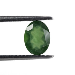 GREEN SERPENTINE CUT OVAL 8X6MM 0.90 Cts.