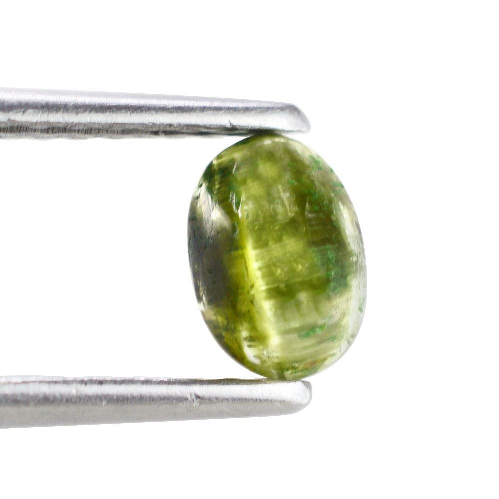 GREEN TOURMALINE CATS EYE OVAL CAB 7X5MM 0.96 Cts.