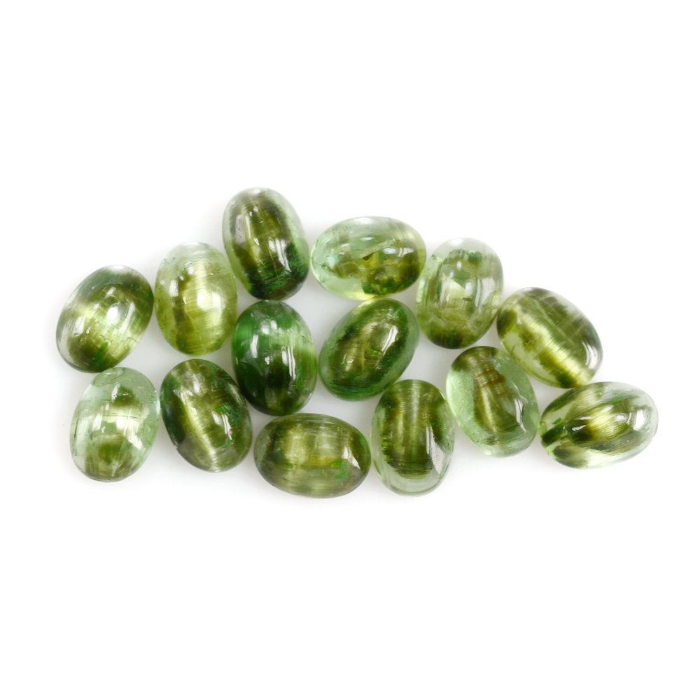 GREEN TOURMALINE CATS EYE OVAL CAB 7X5MM 0.96 Cts.