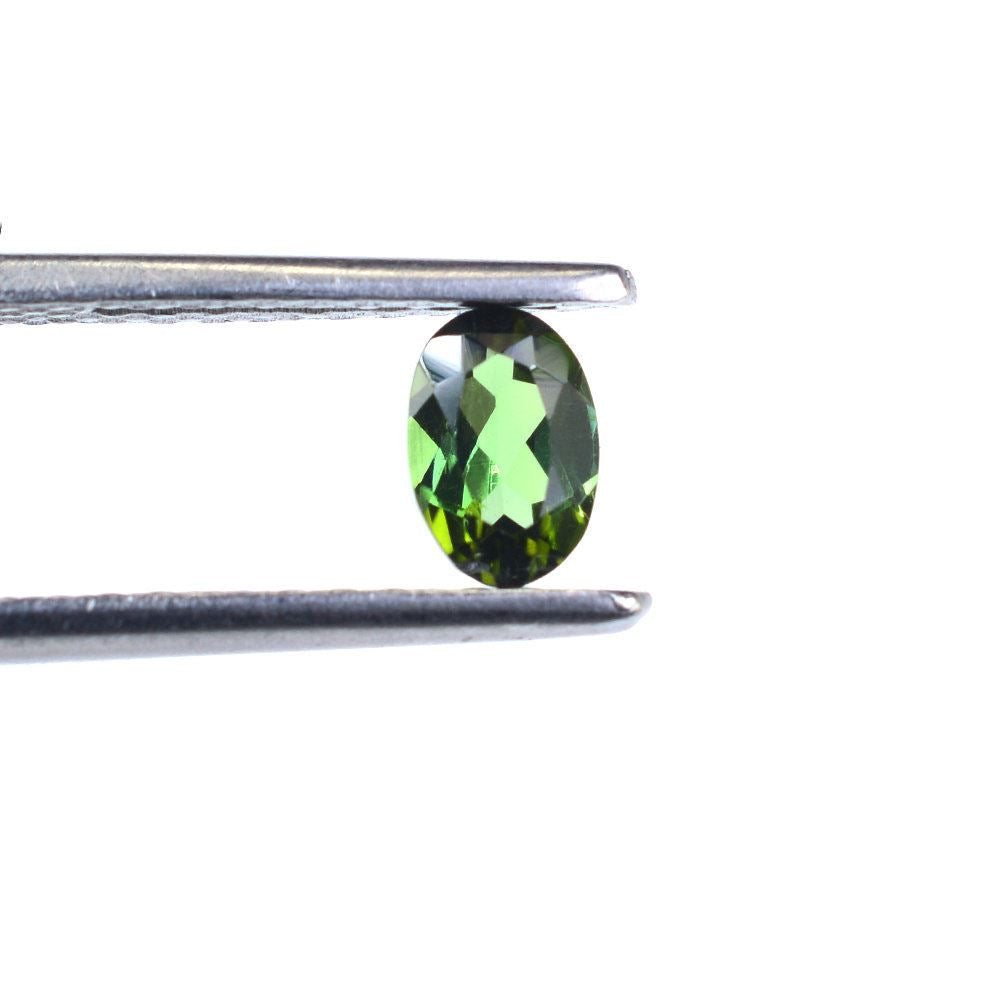 GREEN TOURMALINE CUT OVAL (MEDIUM/SI) 6X4MM 0.44 Cts.