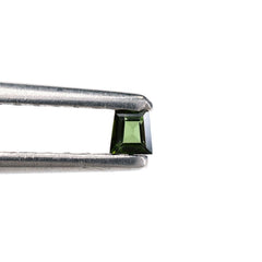 GREEN TOURMALINE CUT TAPER BAGUETTE (DARK/SI) 2.30X2.30X1.90MM 0.06 Cts.