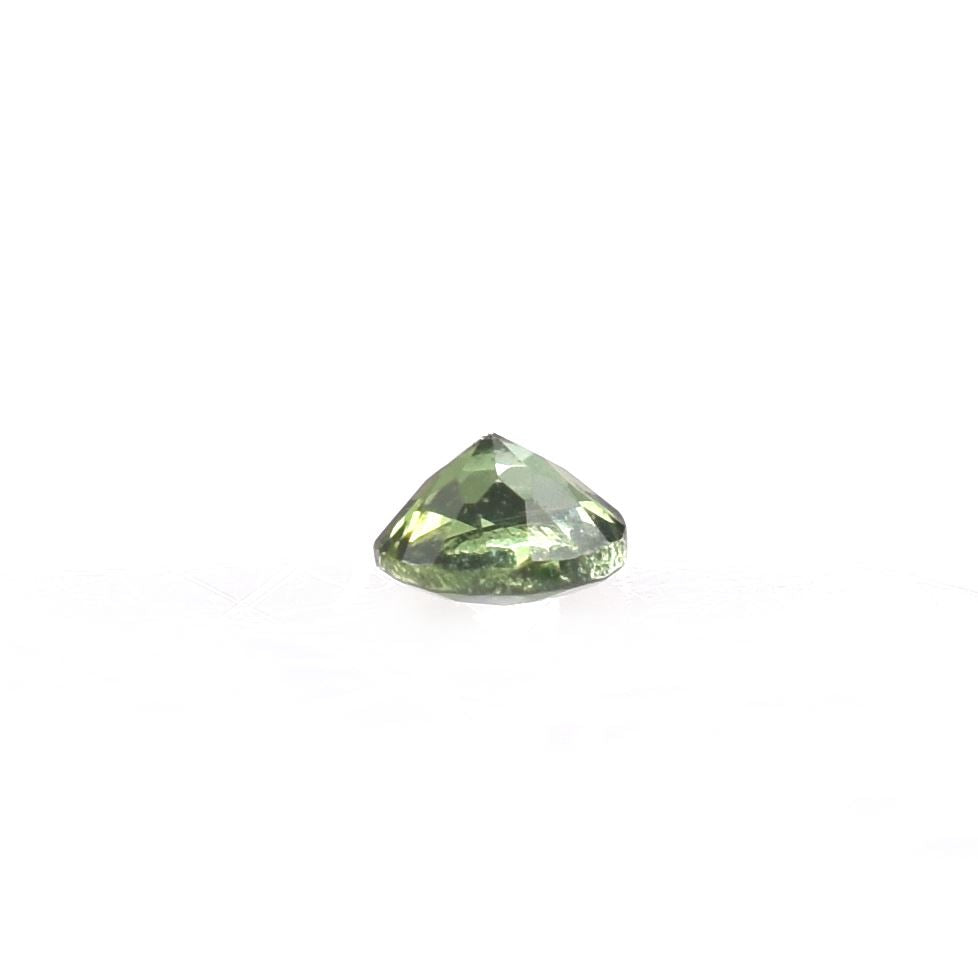 OLD GREEN TOURMALINE CUT ROUND (MEDIUM)(SI) 2.25X2.25 MM 0.04 Cts.