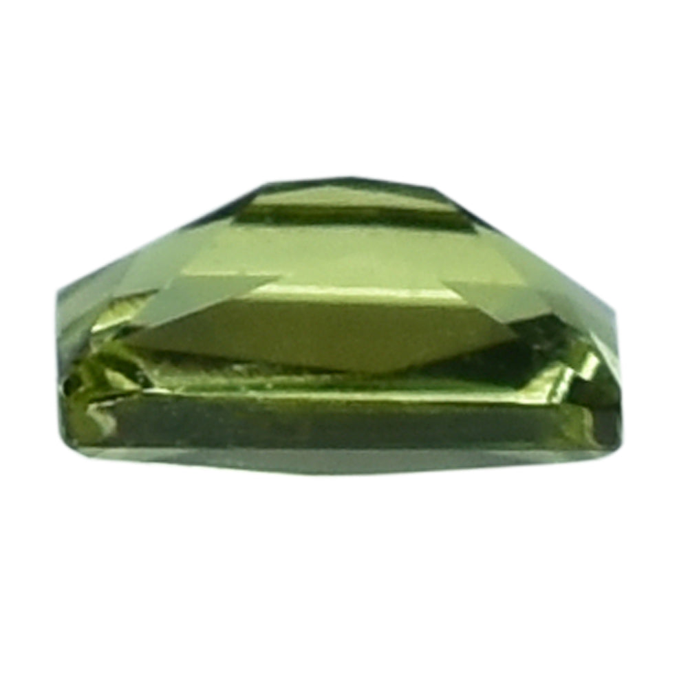 GREEN TOURMALINE PRINCESS CUT BAGUETTES 4X2.50MM 0.19 Cts.