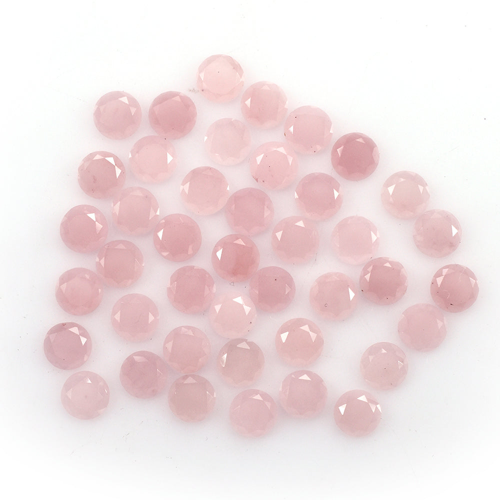 GUAVA QUARTZ TABLE CUT ROUND CAB 5.25MM 0.34 Cts.