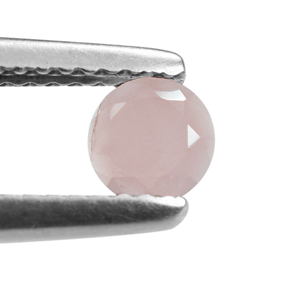 GUAVA QUARTZ TABLE CUT ROUND CAB 4.75MM 0.25 Cts.