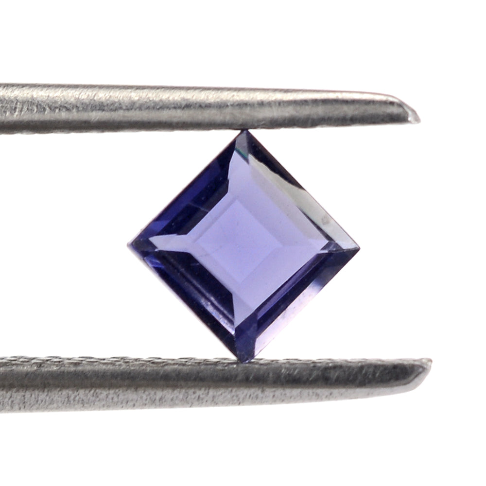 IOLITE CUT SQUARE (AA TOP) 4MM 0.27 CTS