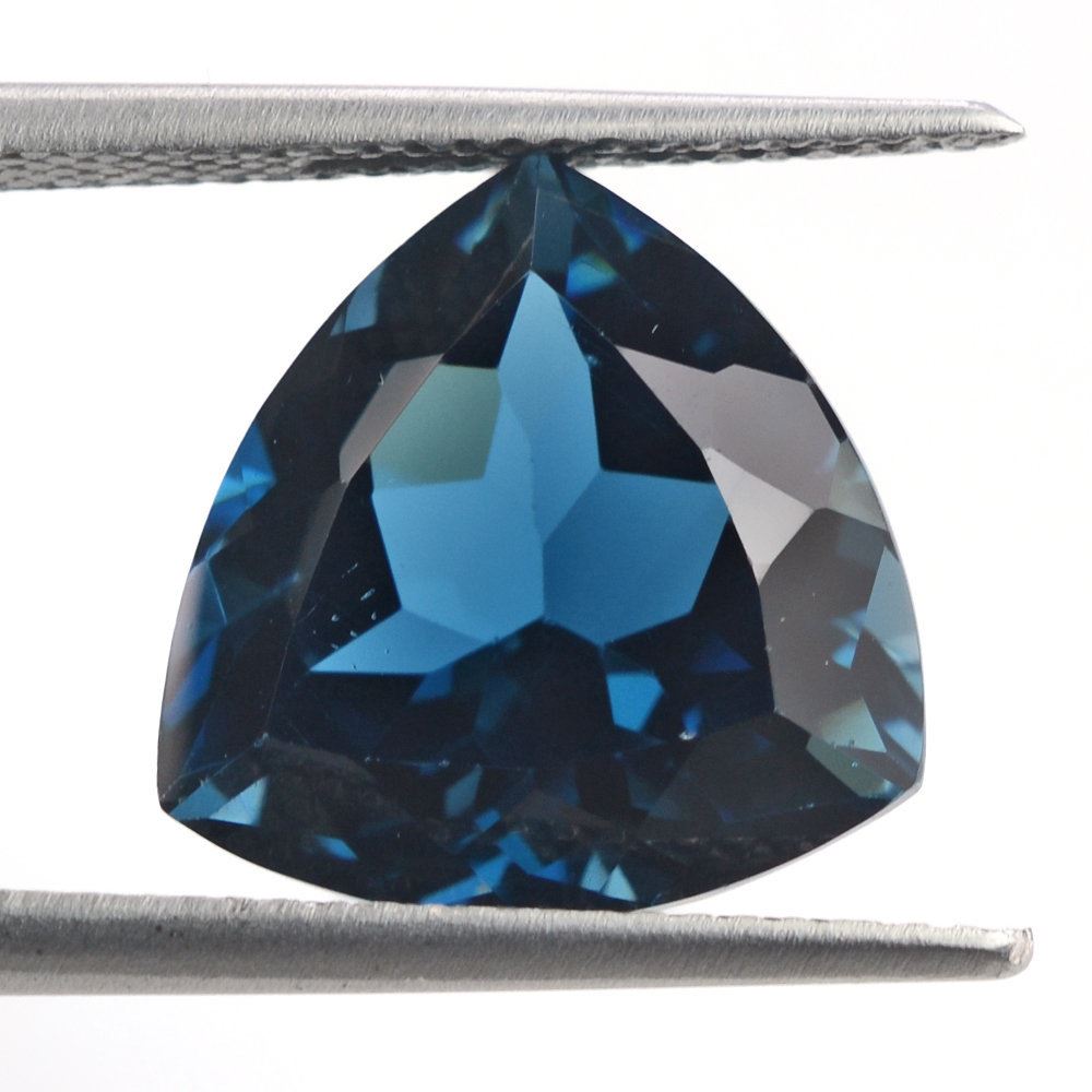 LONDON BLUE TOPAZ CUT TRILLION 13MM 9.00 Cts.