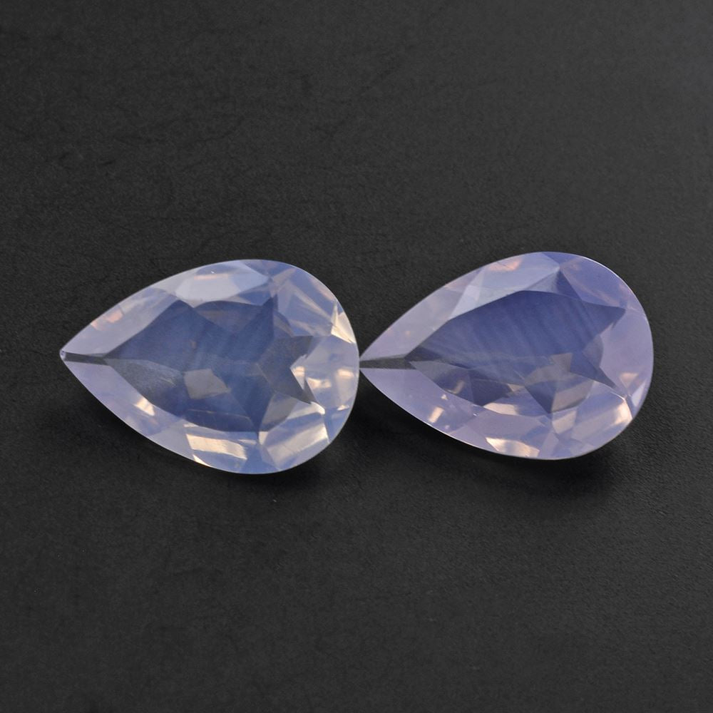 LAVENDER MOON QUARTZ CUT PEAR 14X10MM 3.40 Cts.