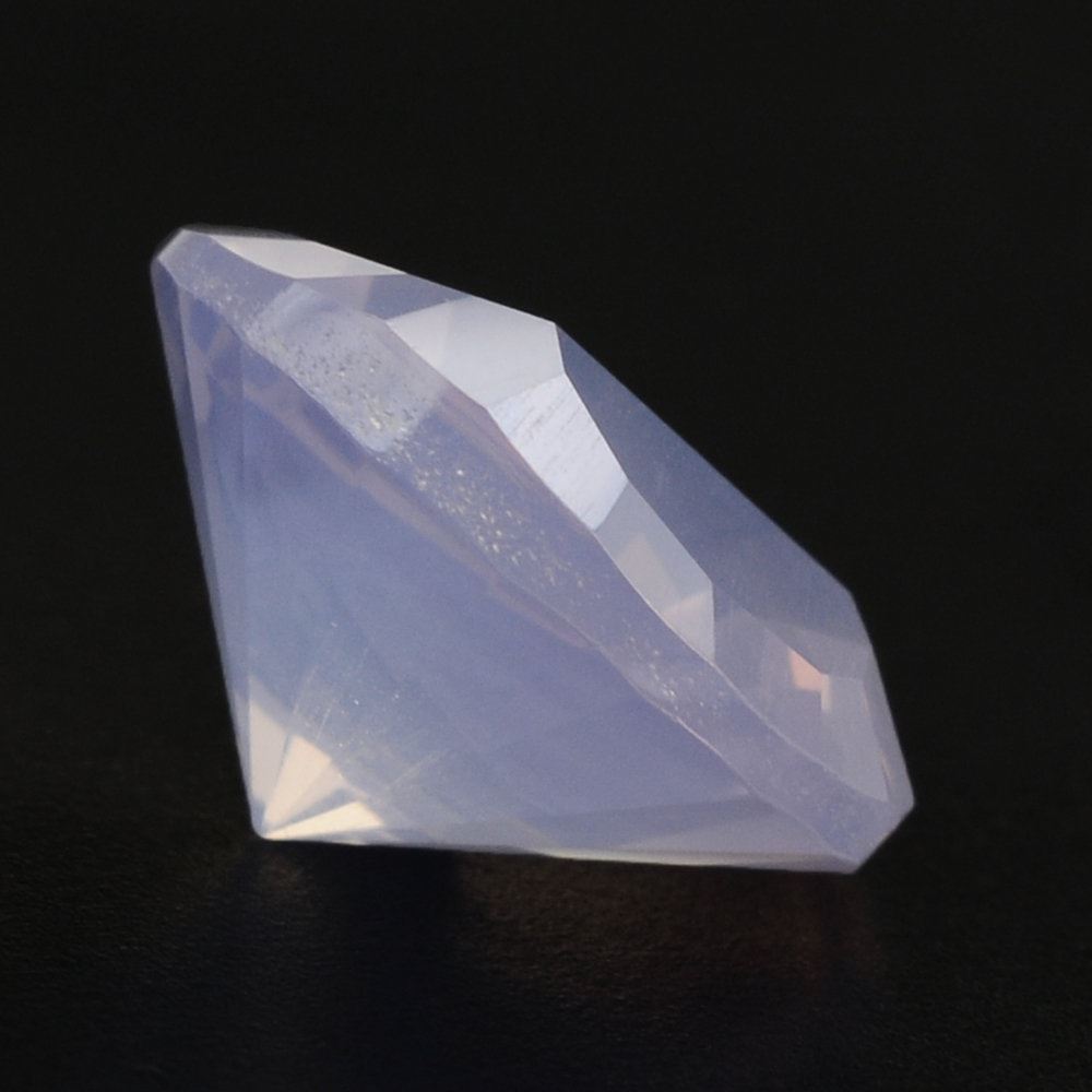 LAVENDER MOON QUARTZ TRINGLE TOP DIAMOND CUT BACK ROUND 10MM 3.02 Cts.