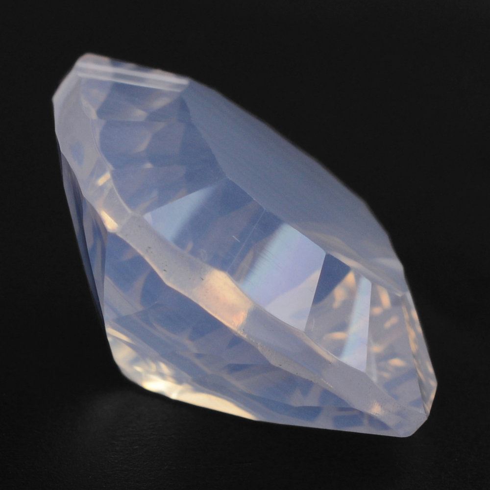 LAVENDER MOON QUARTZ CONCAVE CUT CUSHION 14MM 10.10 Cts.